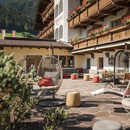 Biohotel Rastbichlhof Neustift im Stubaital Exterior foto