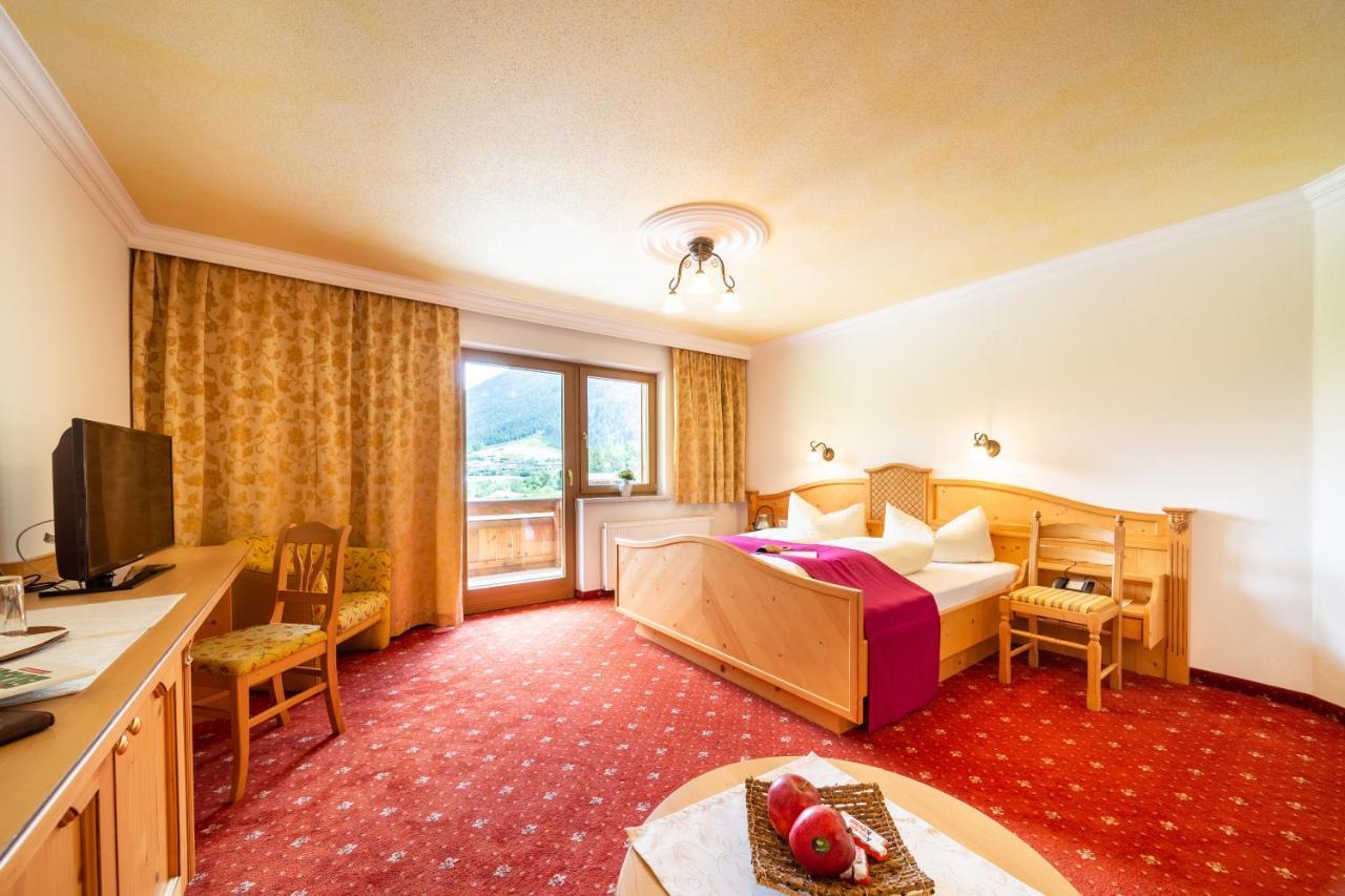 Biohotel Rastbichlhof Neustift im Stubaital Exterior foto