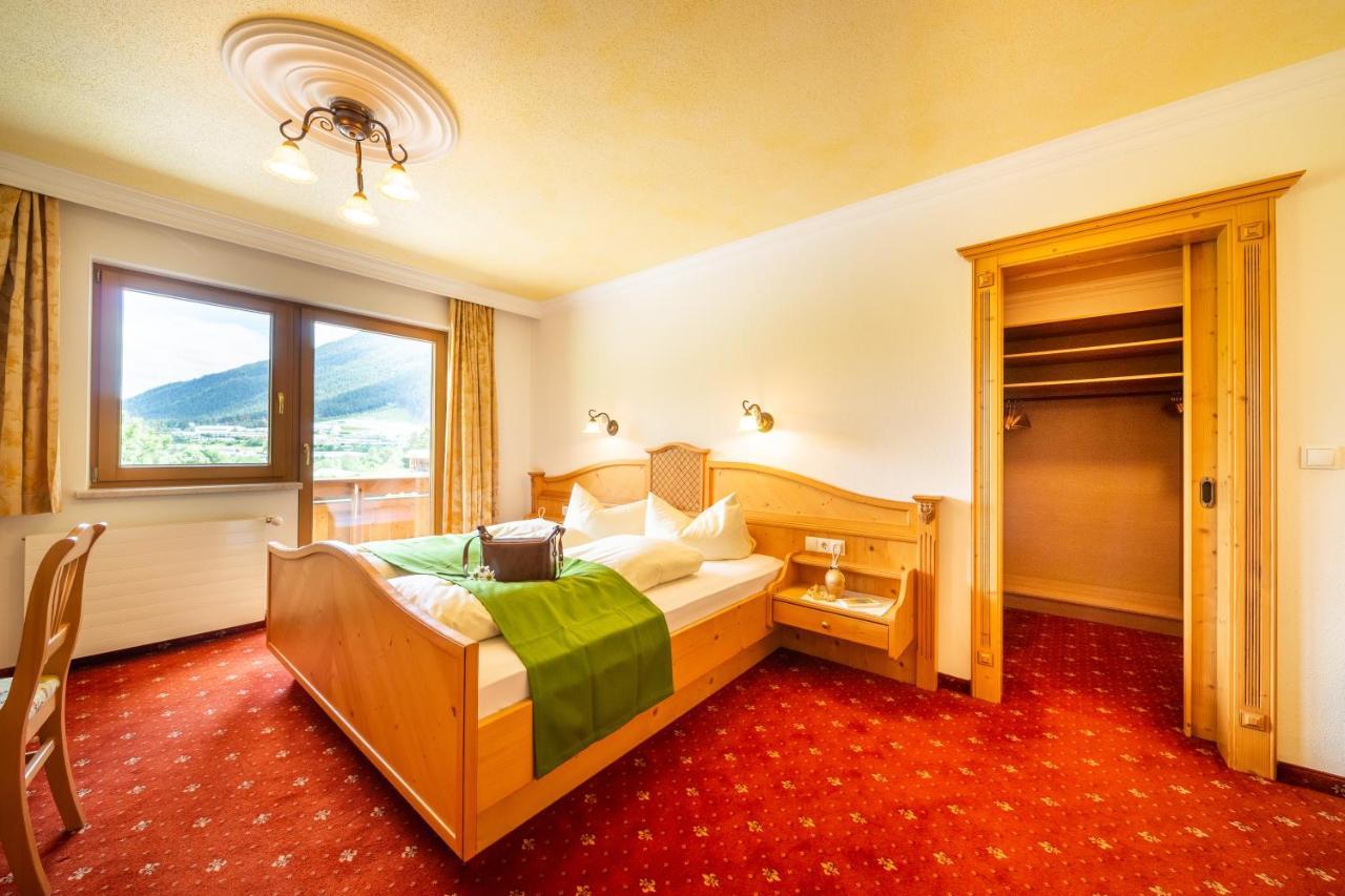 Biohotel Rastbichlhof Neustift im Stubaital Exterior foto